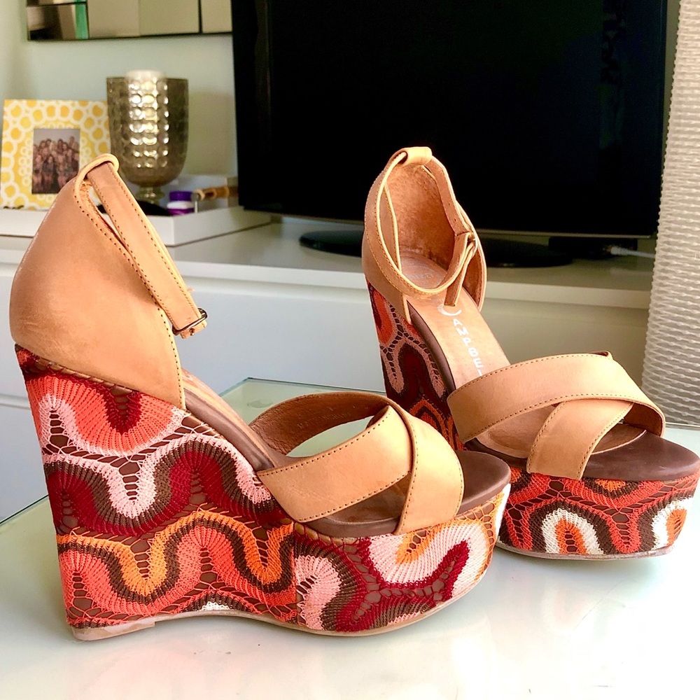 Funky Fresh Crochet Detailed Wedge